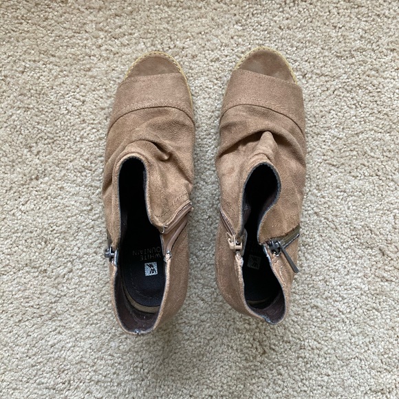 White Mountain Size 8 1/2 Brown Boots - Picture 2 of 5